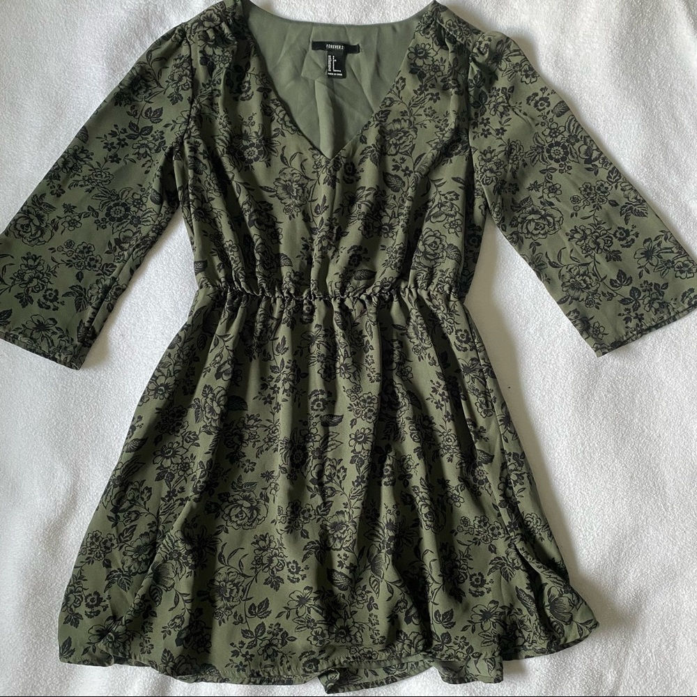 Forever 21 Green/Black Floral Dress